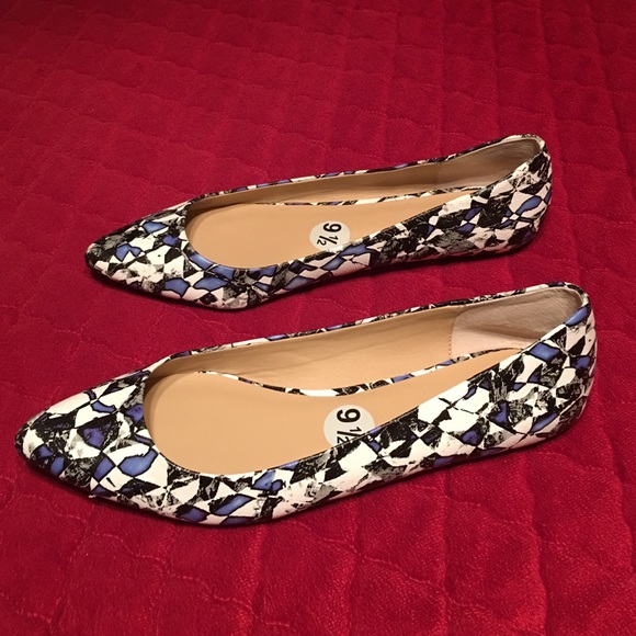 SOLD - Picture 3 of 4